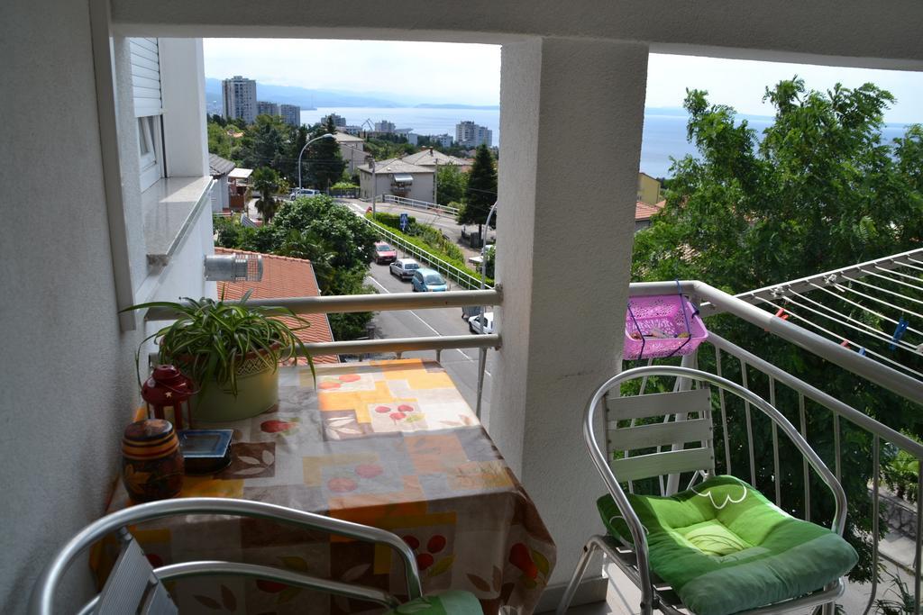 Apartment Antonija With Seaview Rijeka Exteriör bild