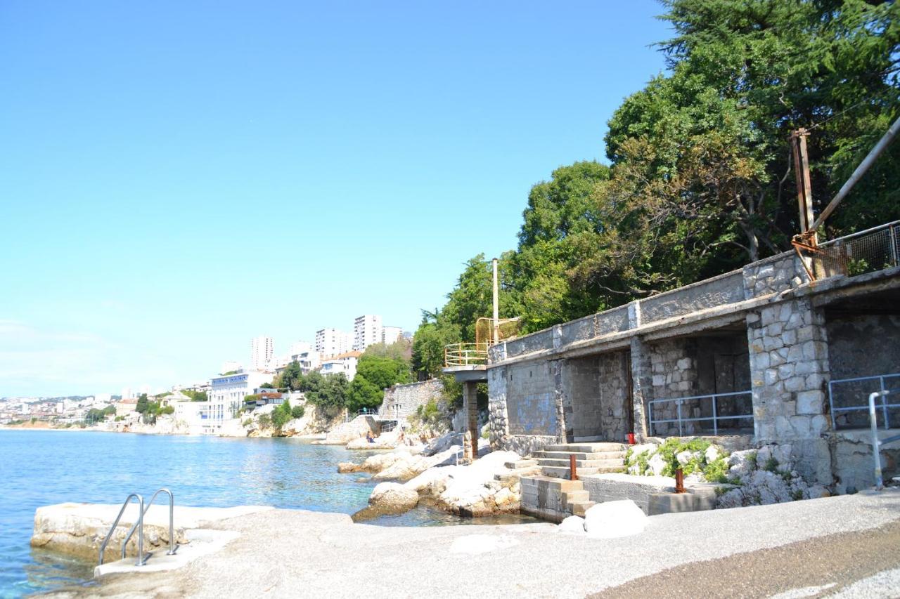 Apartment Antonija With Seaview Rijeka Exteriör bild